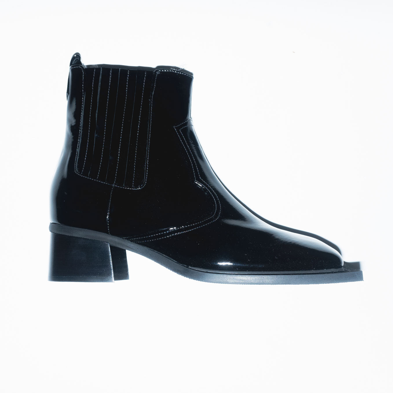 Runway Howler Ankle Boots in Black Patent Leather â Ninamounah
