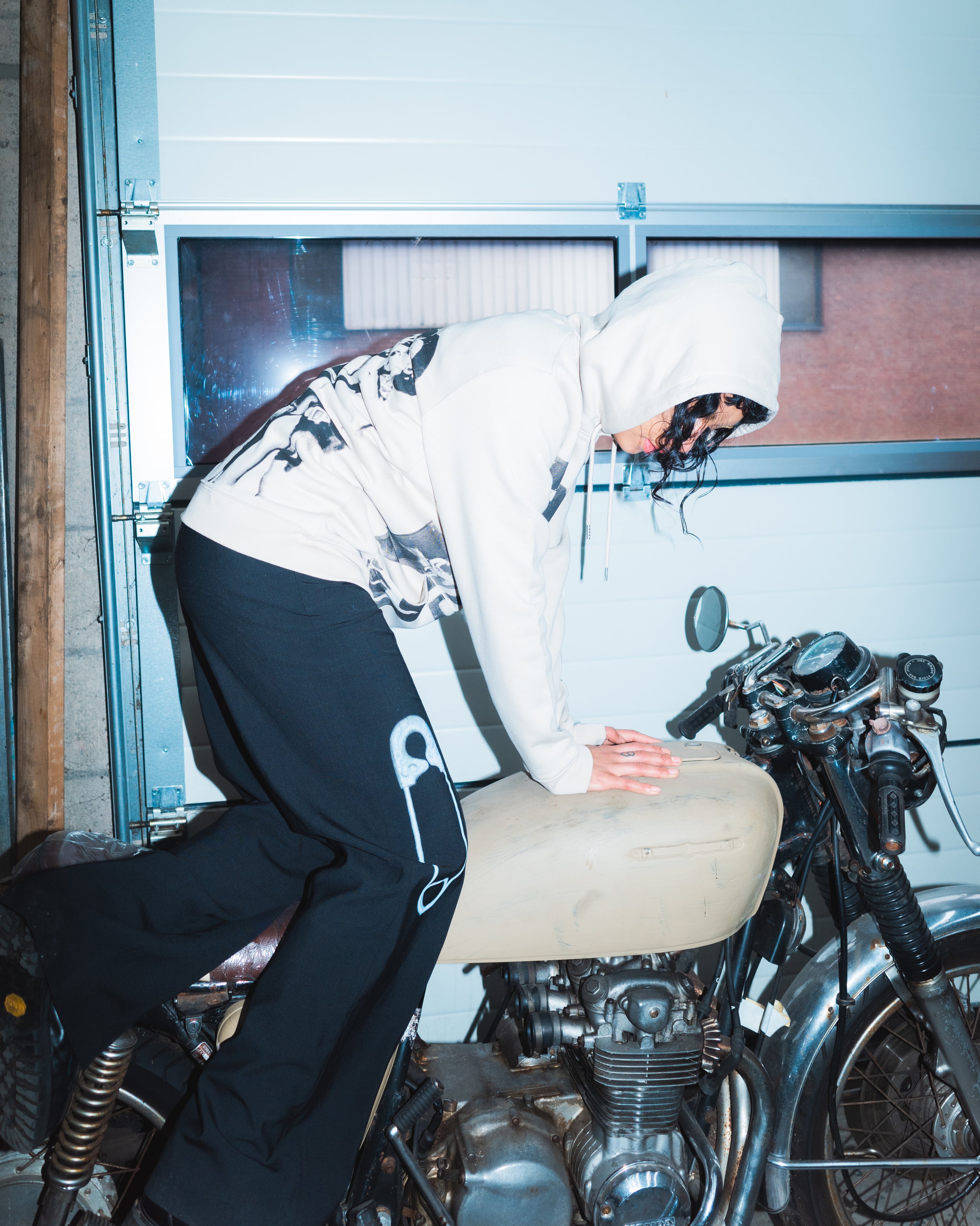 Hoody x Lotus Lourdes