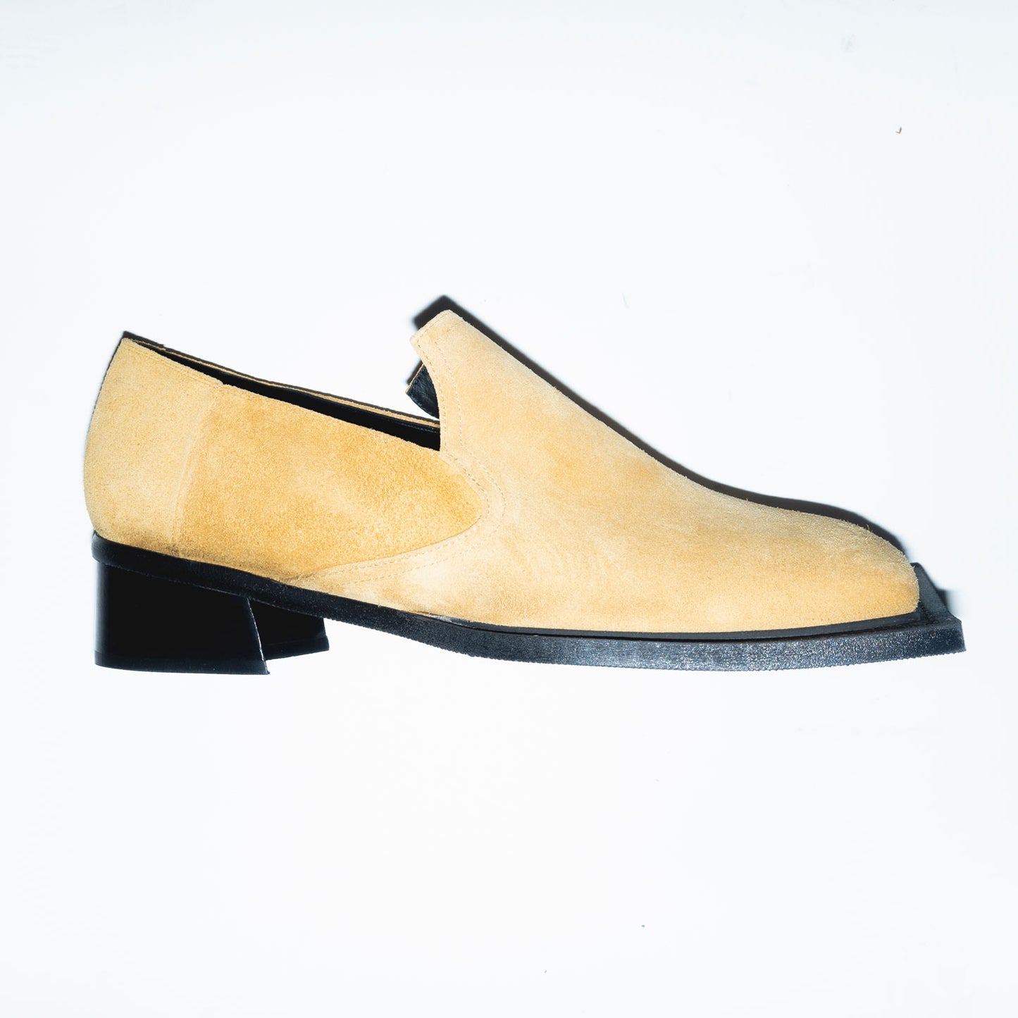 Archive Howled Loafers in Camel Suede Leather