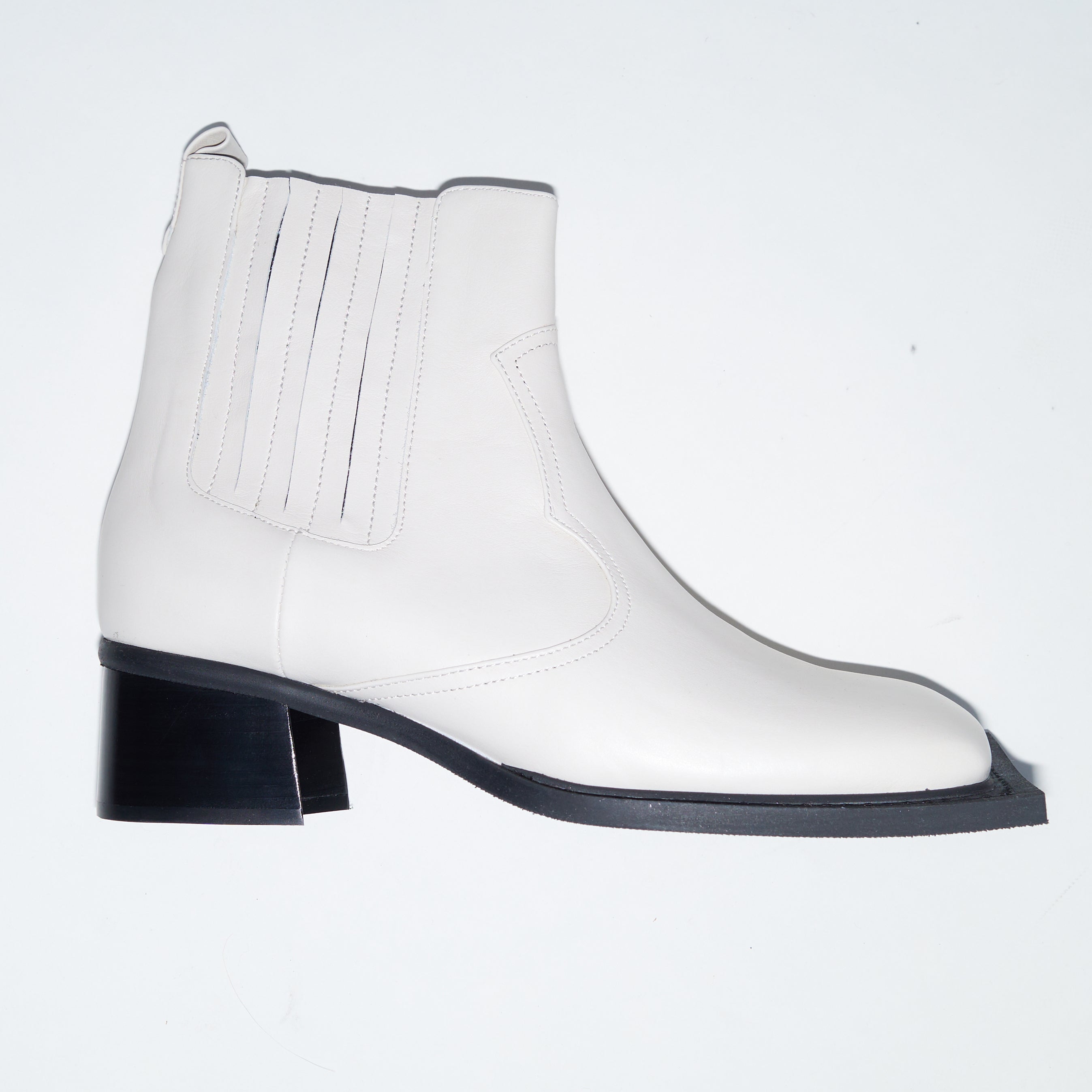 靴 Ninamounah Howler Ankle Boots Archive Howler Ankle Boots in