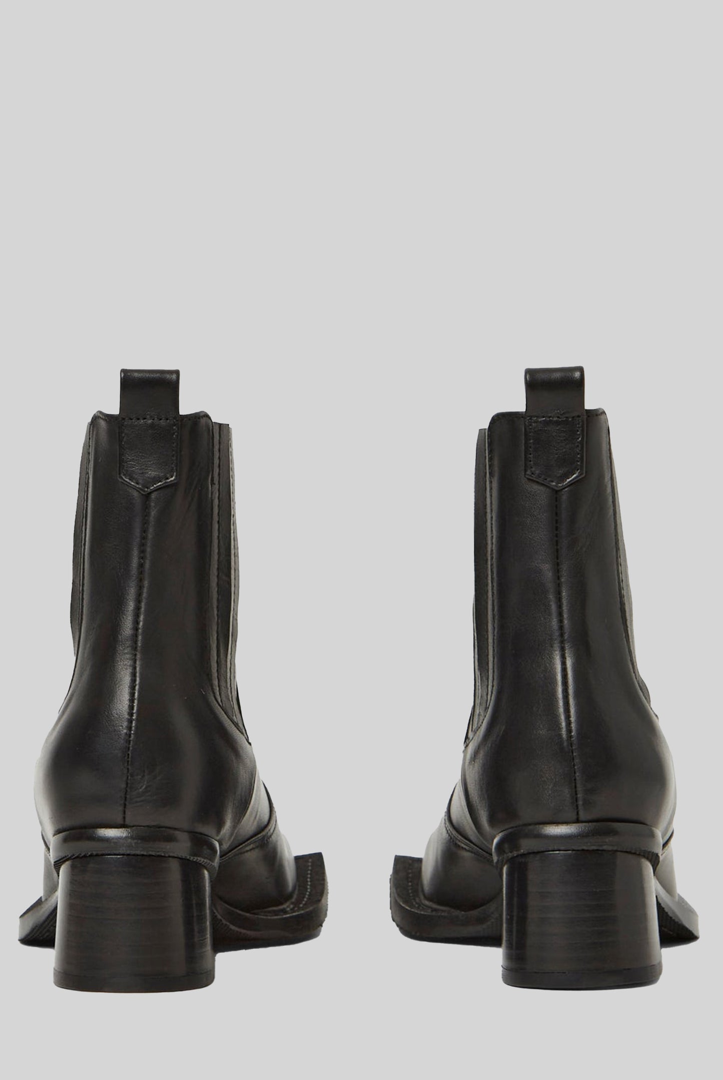 Howler Ankle Boots in Black Leather